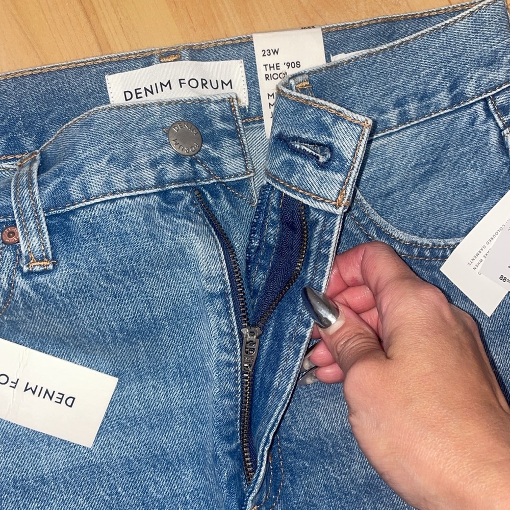 Aritzia Denim Forum The '90s Ricci Denim Jean Skirt, size 23 - Picture 14 of 15